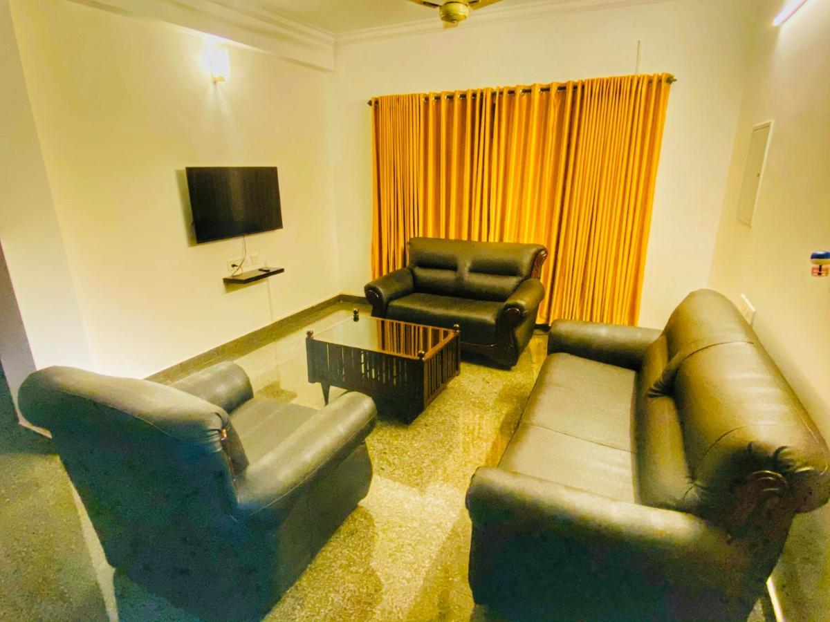 Beersheba Three Bed Room A/C Apartments Thiruvananthapuram Bagian luar foto