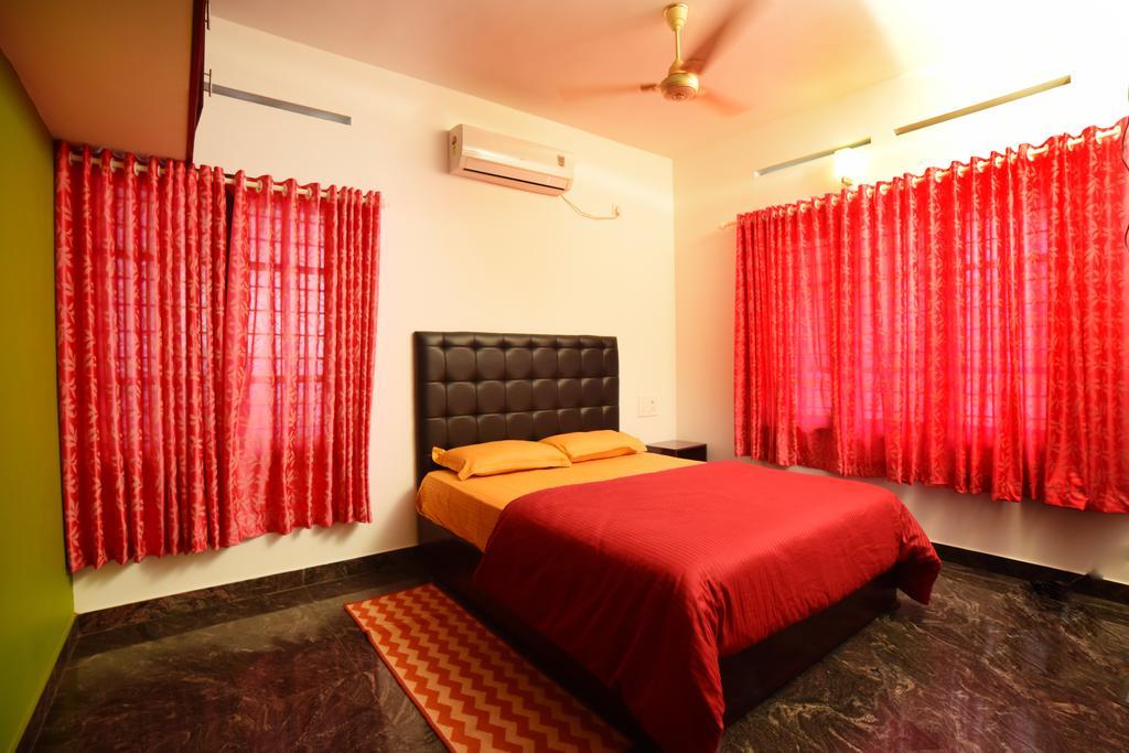 Beersheba Three Bed Room A/C Apartments Thiruvananthapuram Bagian luar foto