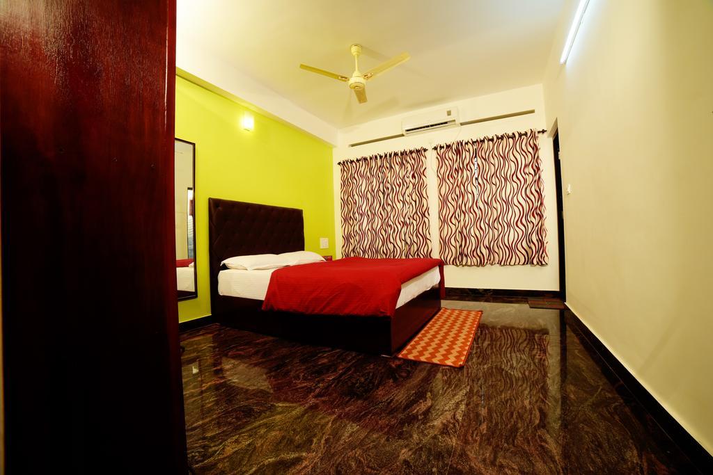 Beersheba Three Bed Room A/C Apartments Thiruvananthapuram Bagian luar foto