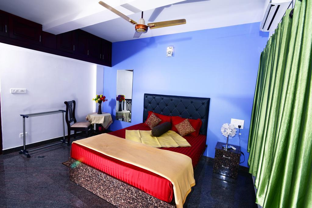 Beersheba Three Bed Room A/C Apartments Thiruvananthapuram Bagian luar foto