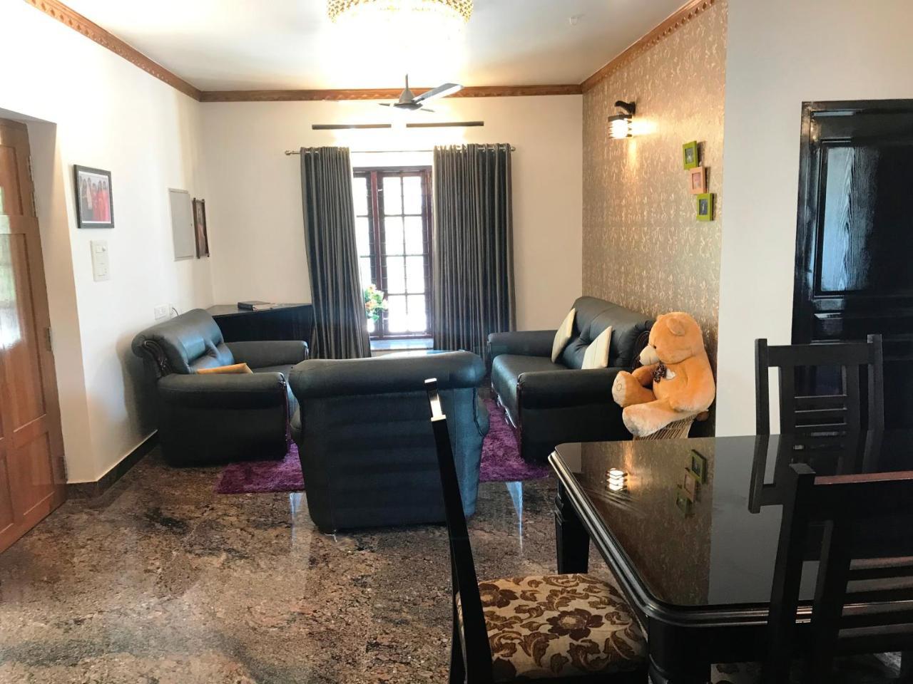 Beersheba Three Bed Room A/C Apartments Thiruvananthapuram Bagian luar foto