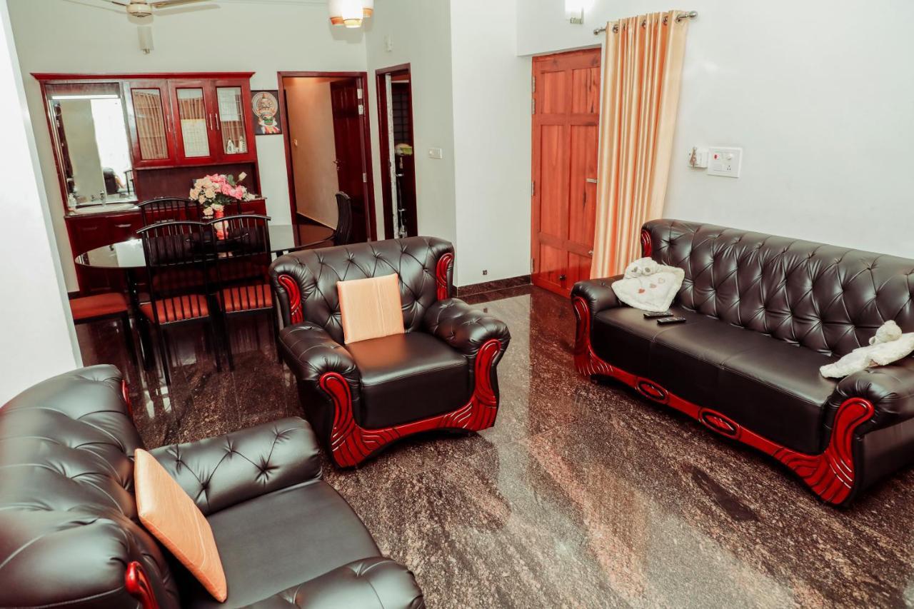 Beersheba Three Bed Room A/C Apartments Thiruvananthapuram Bagian luar foto