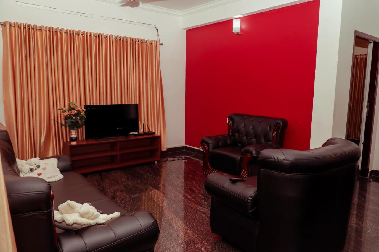 Beersheba Three Bed Room A/C Apartments Thiruvananthapuram Bagian luar foto