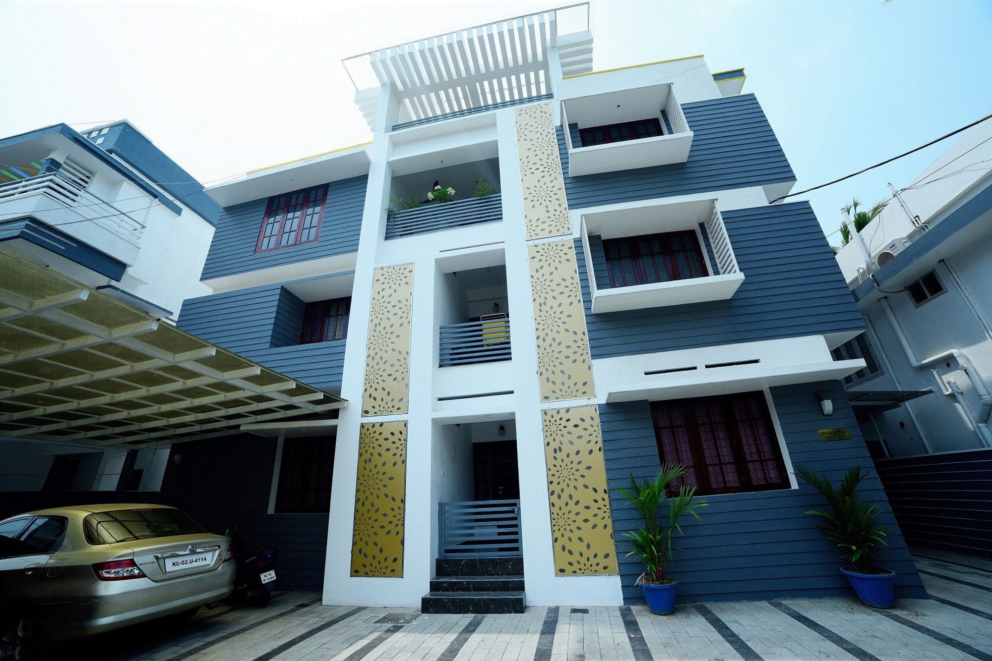 Beersheba Three Bed Room A/C Apartments Thiruvananthapuram Bagian luar foto